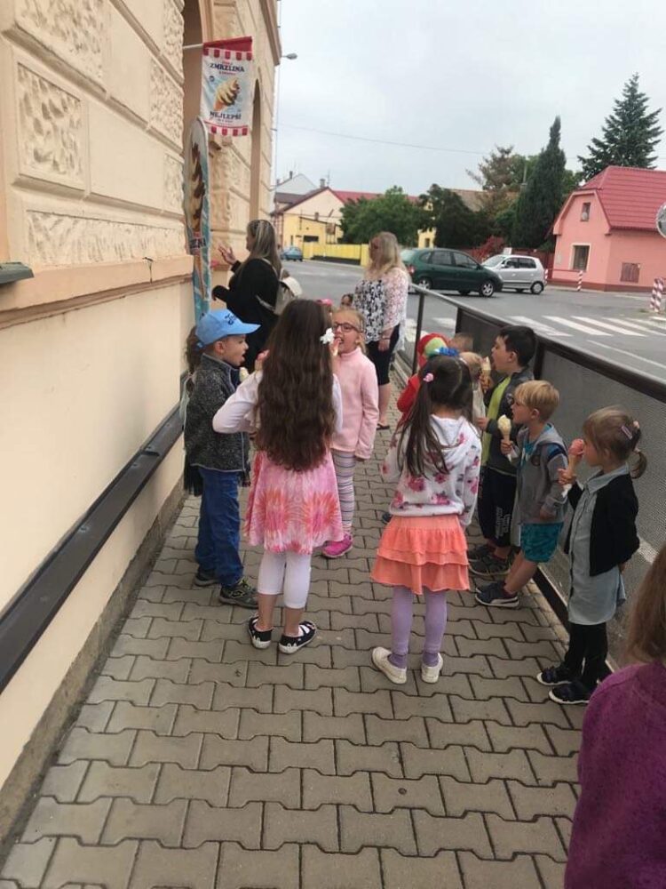 Divadlo &quot;Princezna ze mlejna&quot; a ochutnávka zmrzliny 7. 6. 2019